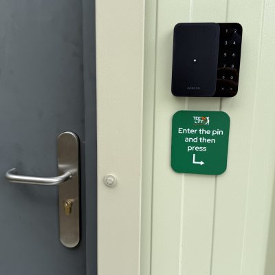 Indoor golf at Tee’in Off, Crymych, Pembrokeshire.